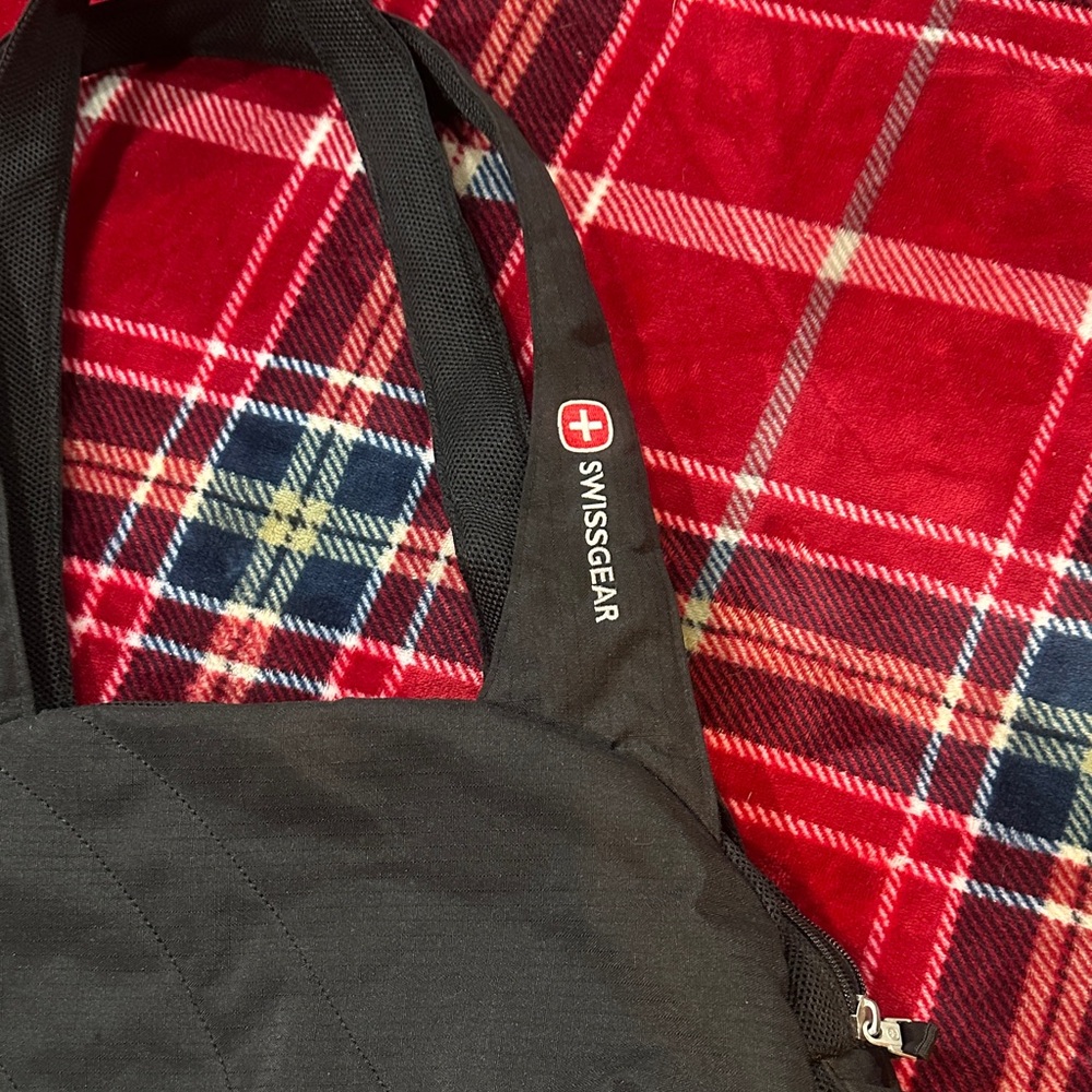 SwissGear Black satchel travel bag